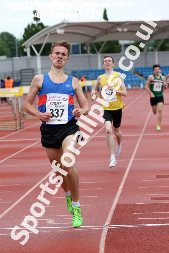 Mens under-20s 1500 metres, Northern Senior and Under-20s Champs., SportsCity, Manchester. Photo: David T. Hewitson/Sports for All Pics